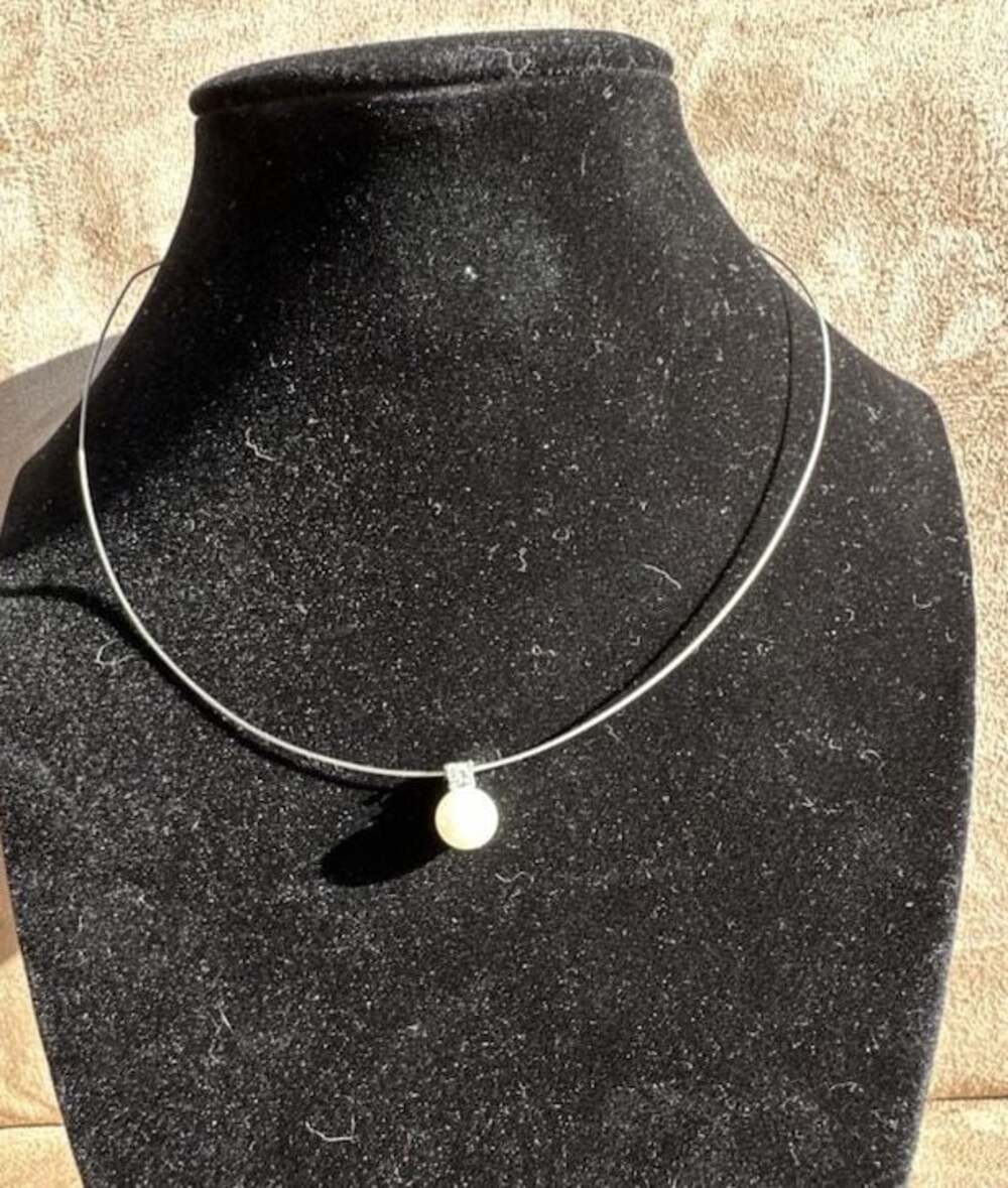 Bellora Silver Tone Single Pearl Pendant Wire Choker Necklace